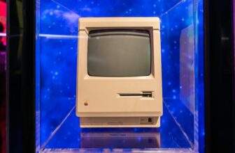 Glad Birthday, Macintosh! The Iconic Laptop Turns 41